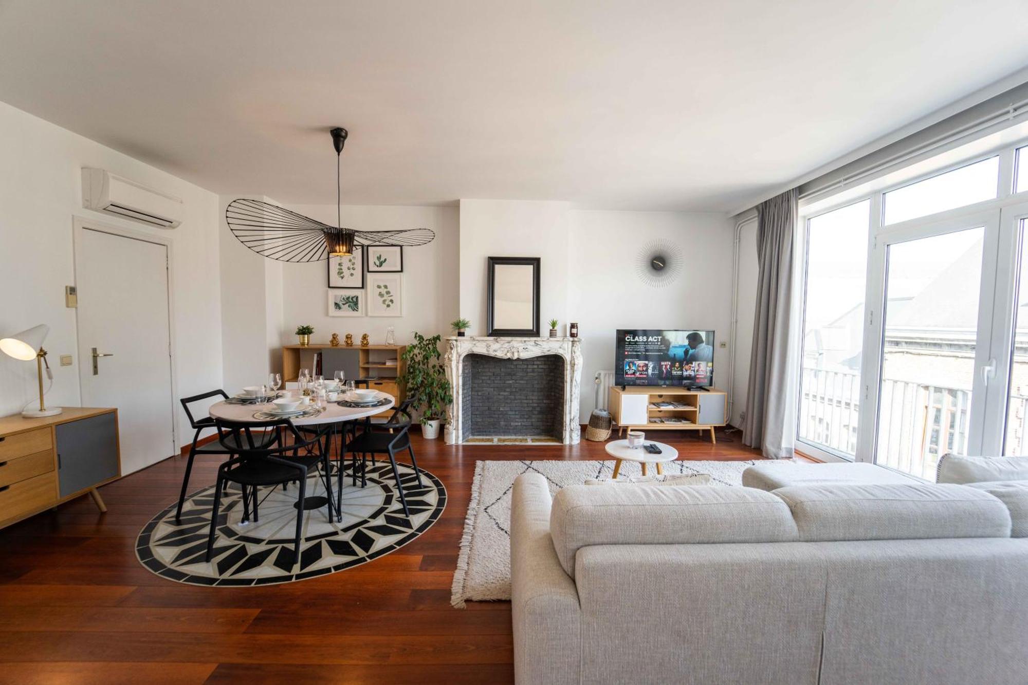 Appartement Luxury Apart' Mons City Center With Terrace Extérieur photo
